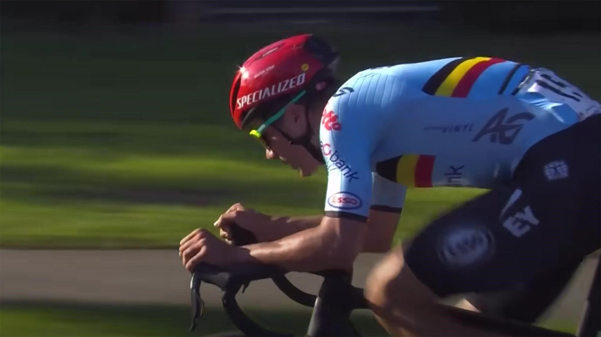 Remco Evenapoel winning World Road Champs for Belgium in 2022