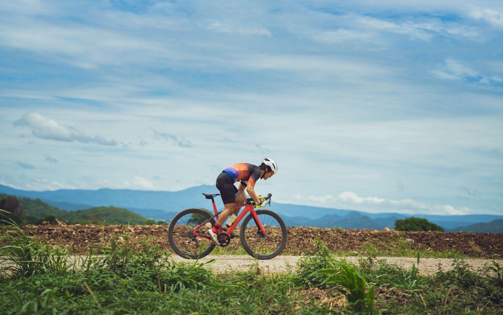 How to Choose the Right Gravel Tyres in 2026 (And Our Favourite Picks)