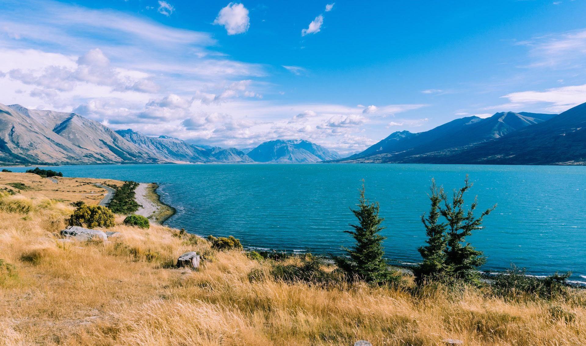 EXPLORE DOWN UNDER: A WILD AND SUNNY CYCLING PLAYGROUND