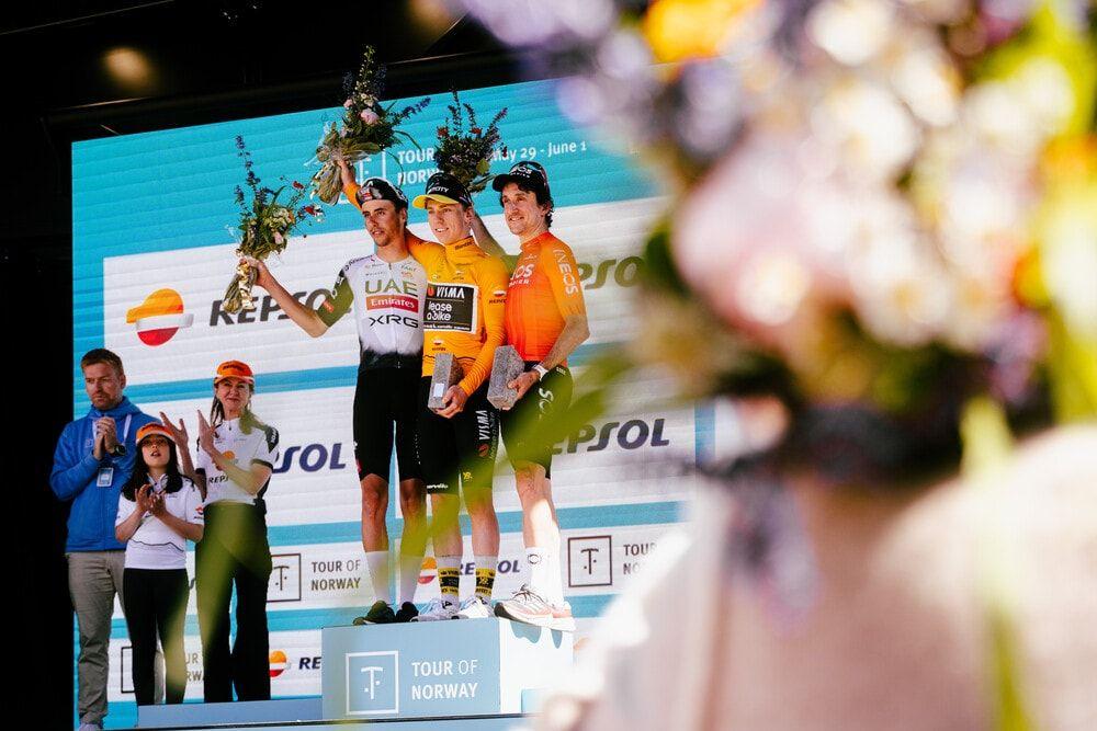 Pro cyclist salaries in 2025: Who earns the most - and how?