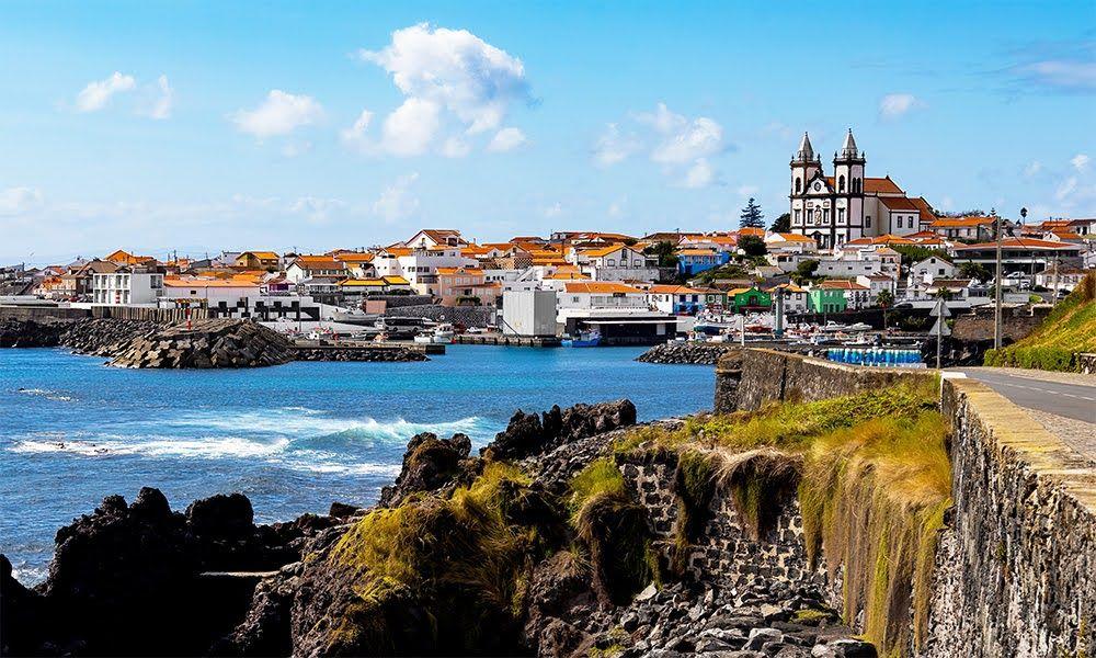 Keep Your Summer Going: Sun-Soaked ROUVY Routes to Ride All Year