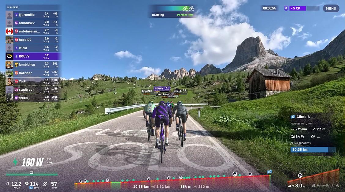 Climbing Passo Giau in Italy in the ROUVY app