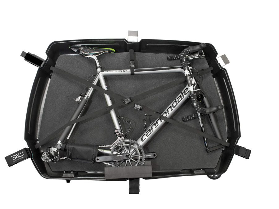 travel bag 4 - B&W.png