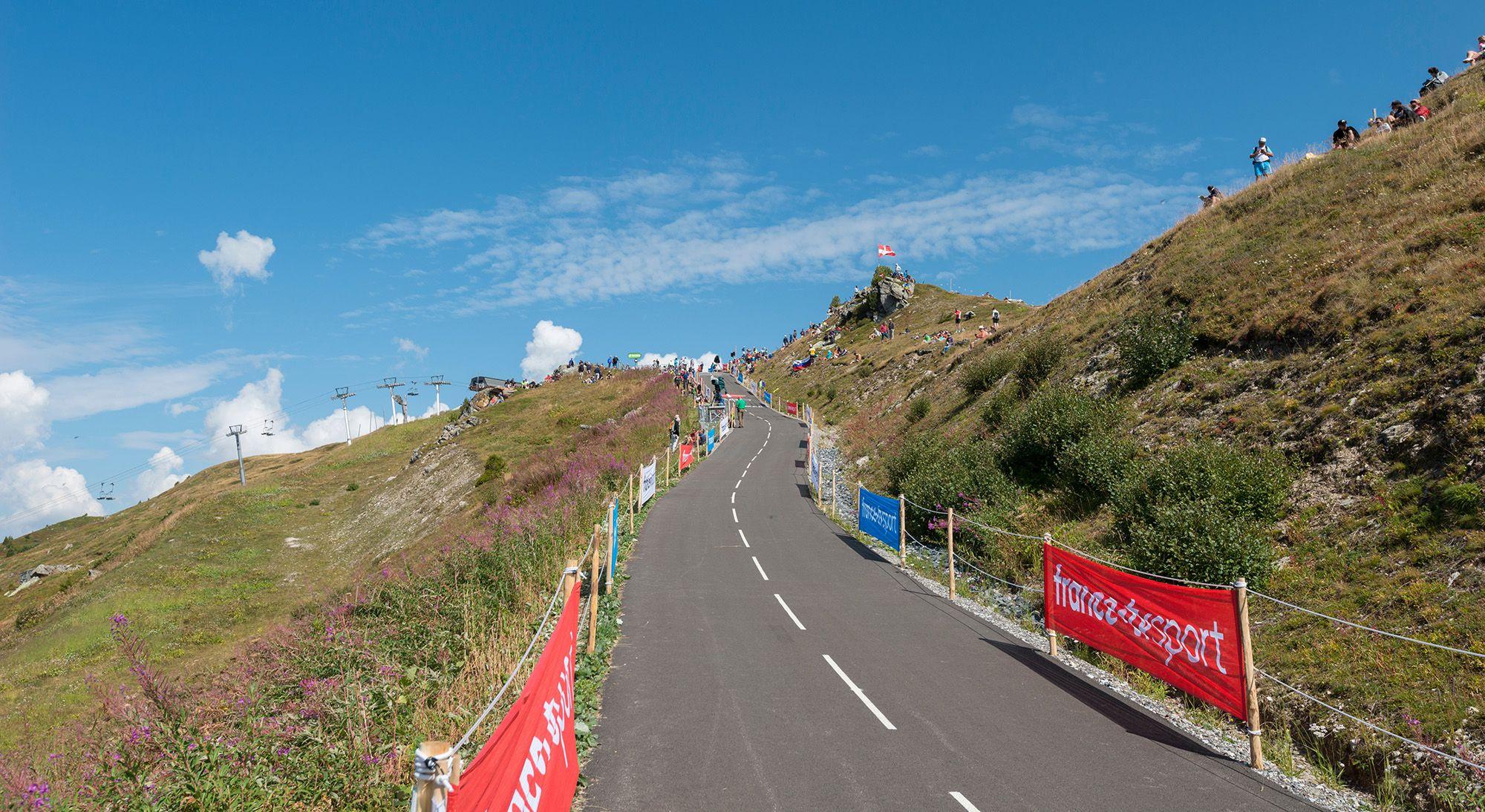 Co de la Loze-France-on-ROUVY.jpg