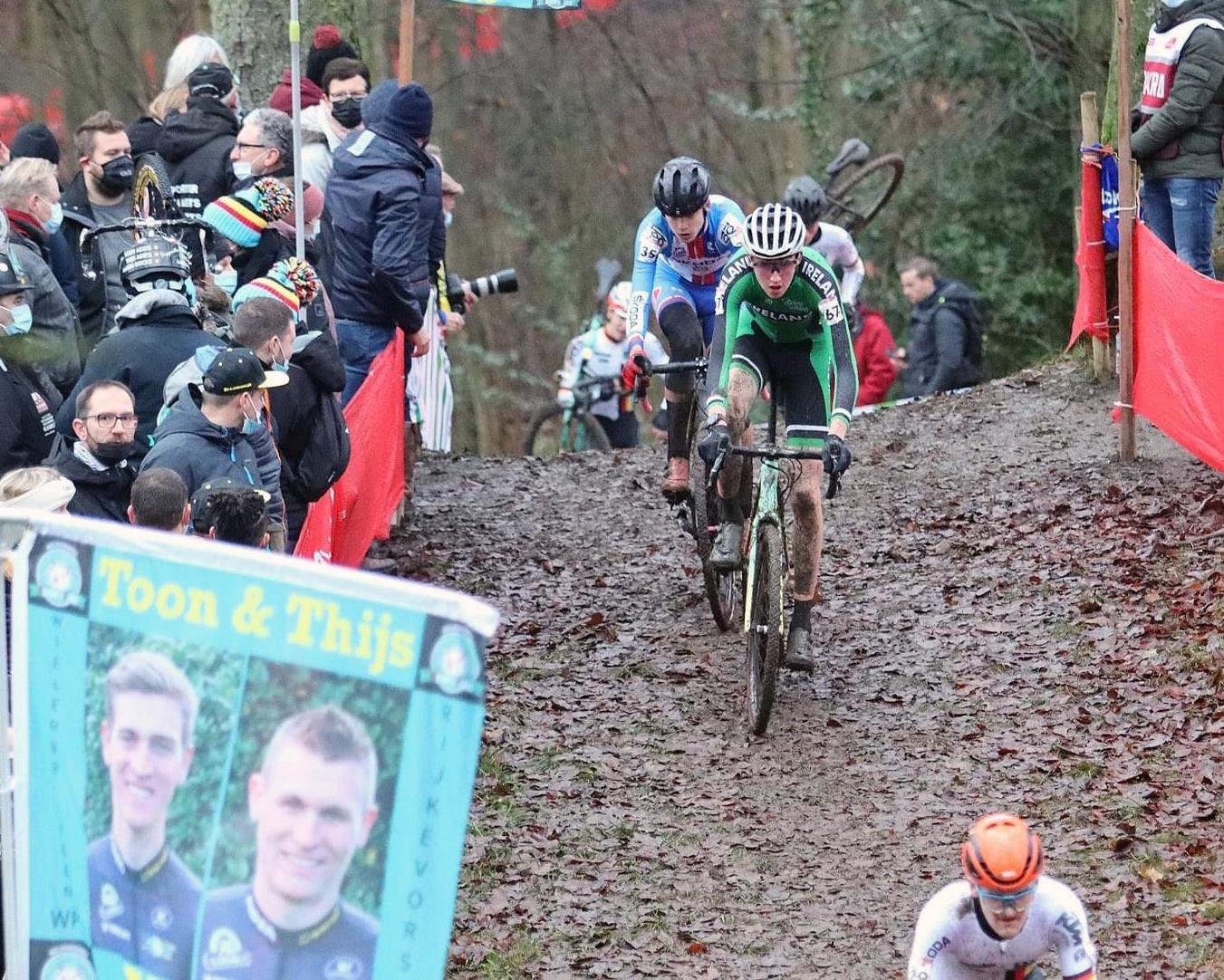 Cyclocross racer using fitness and skills to move forward in a cyclocross race