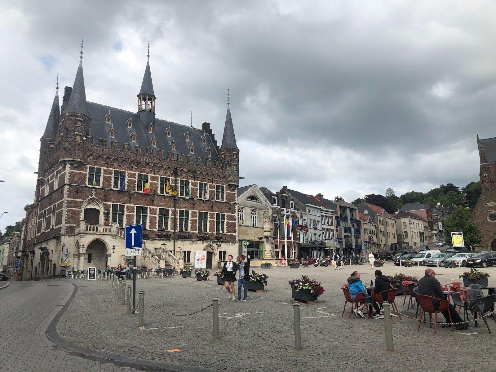 Geraardsbergen square.jpg