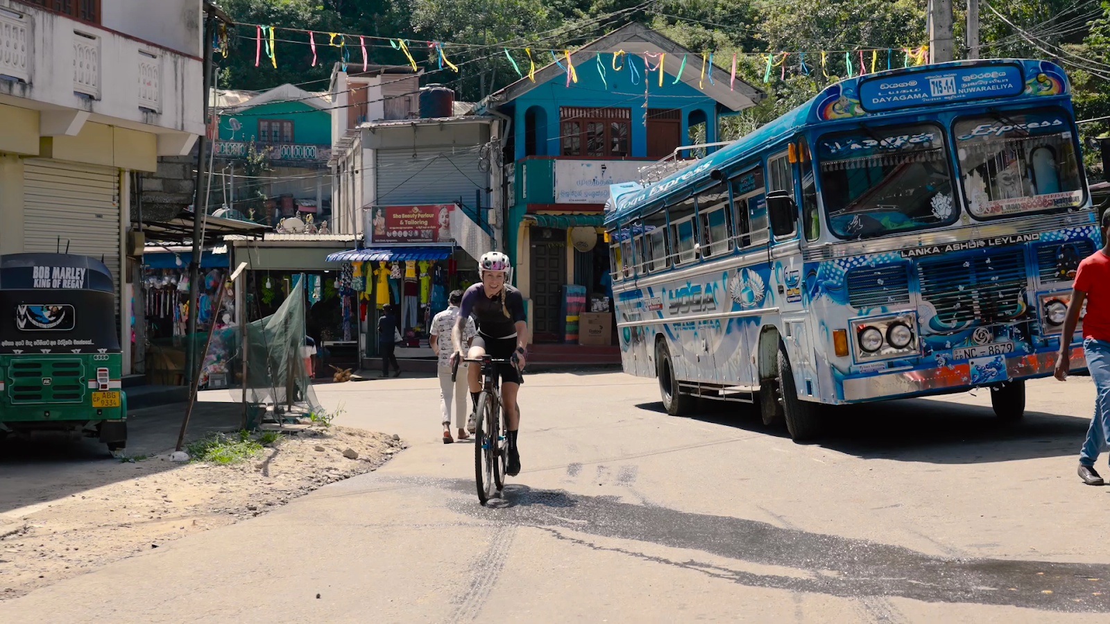 Juliet Elliott on cycling in Sri Lanka